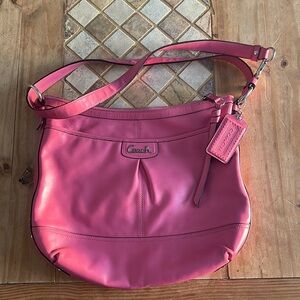 Coach Shoulder Bag❤️‍🔥❤️‍🔥❤️‍🔥